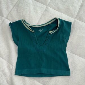 Urban outfitters go for gold top size xs/s